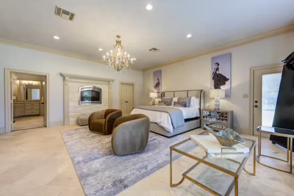 Luxurious bridal suite